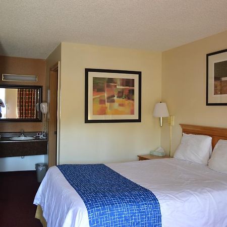 Travelodge By Wyndham Sea-Tac Airport North 투퀼라 외부 사진