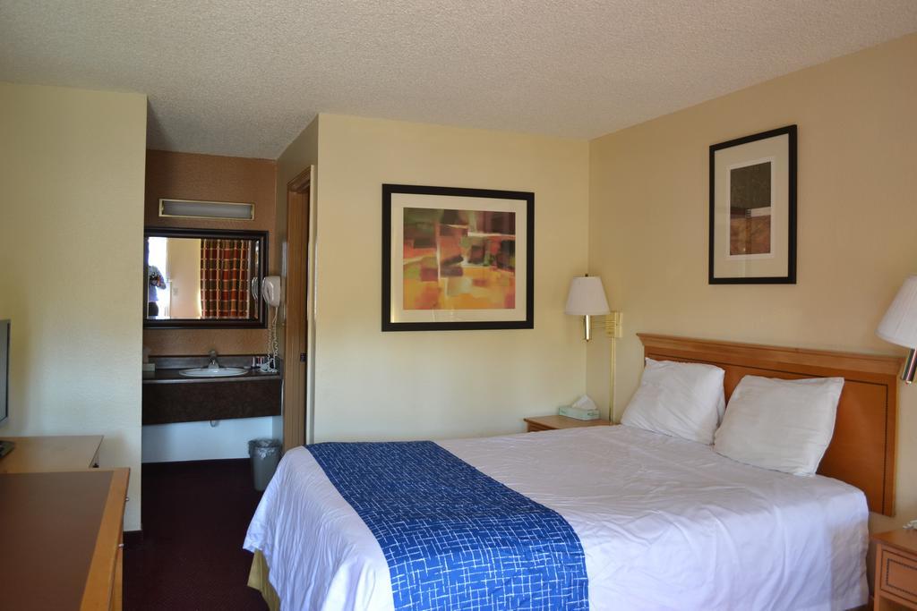 Travelodge By Wyndham Sea-Tac Airport North 투퀼라 외부 사진