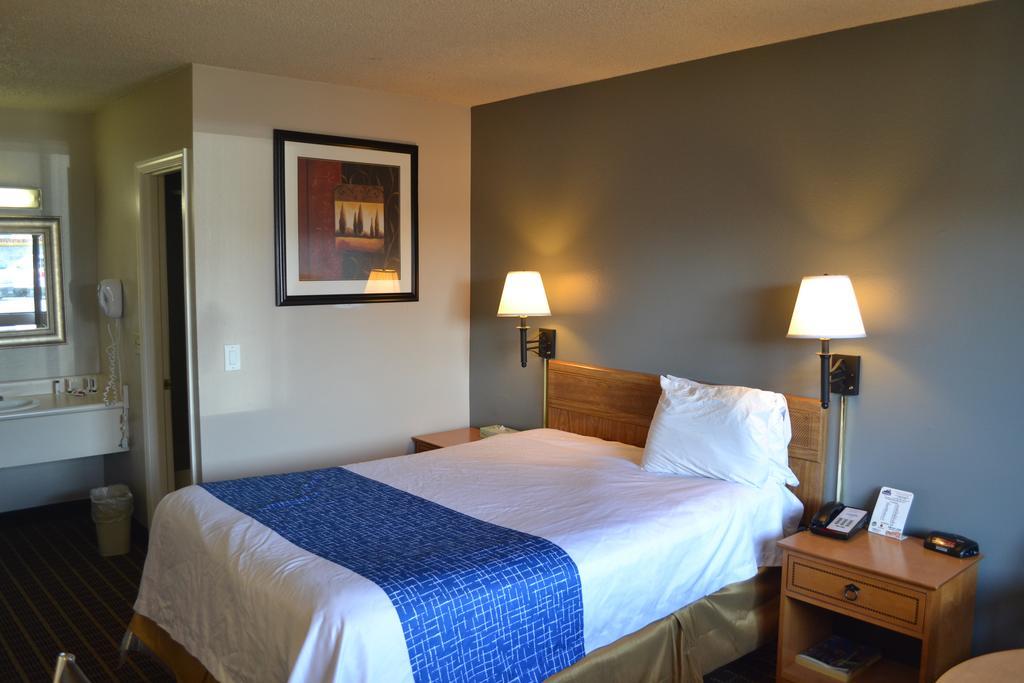 Travelodge By Wyndham Sea-Tac Airport North 투퀼라 외부 사진