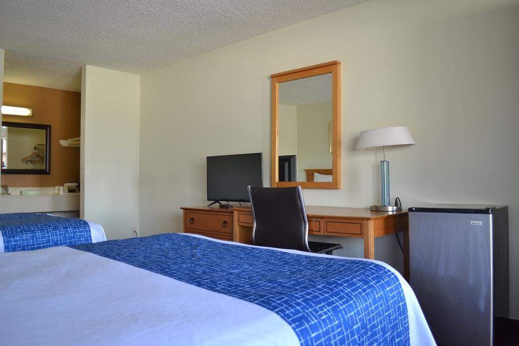 Travelodge By Wyndham Sea-Tac Airport North 투퀼라 외부 사진